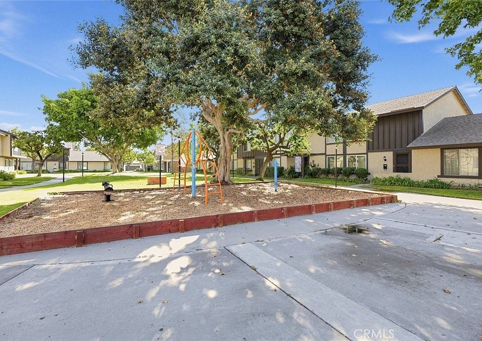 1st image of 7043 Fulton Way