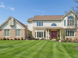 2213 Wood Dale Ridge Ct, Ballwin, MO