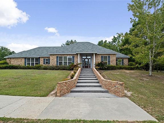 2nd image of 109 Fleetwood Dr
