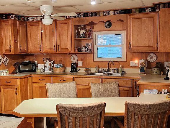 4th image of 5254 Orange Ave