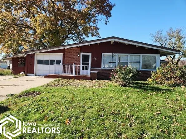 1301 W 9th St S, Newton, IA 50208