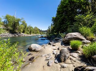 9894 E Leavenworth Rd, Leavenworth, WA 98826