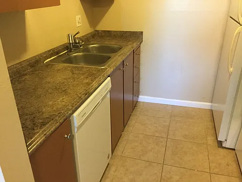 1329 Southwest Blvd #B Photo 1
