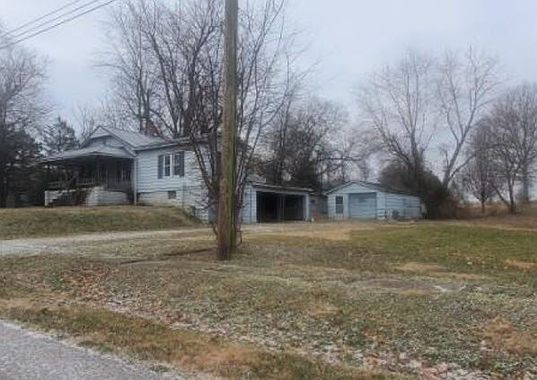 2nd image of 414 N Lincoln St