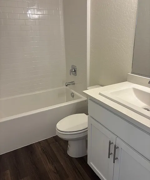 611 Skyler Ln — Photo 4