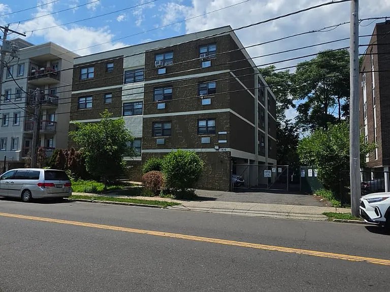 832 Atlantic St #3A — Photo 25