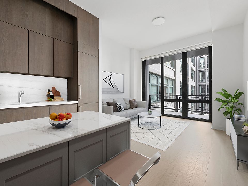1st image of 77 Charlton St #S7e