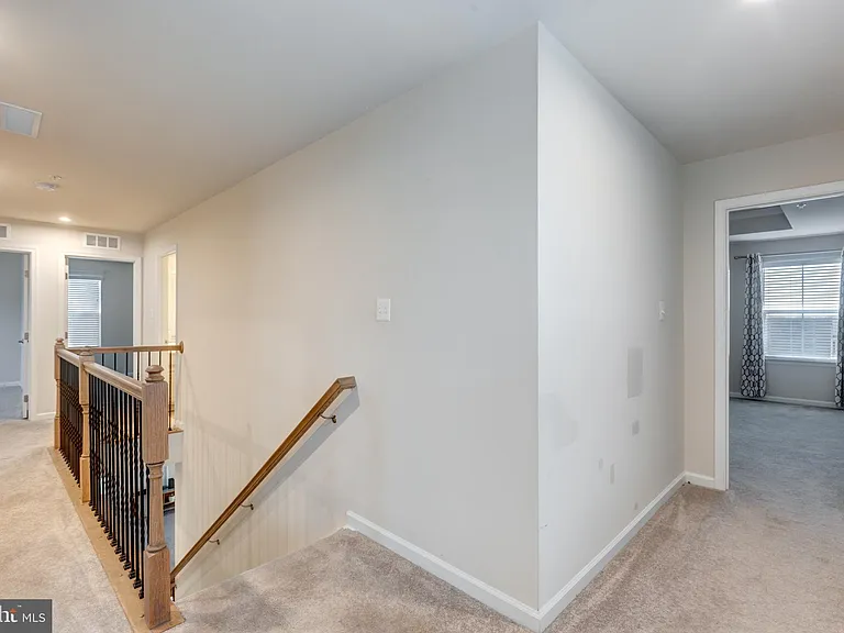 112 Sherman Way — Photo 24