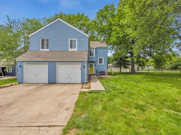 10084 N Locust St, Kansas City, MO 64155