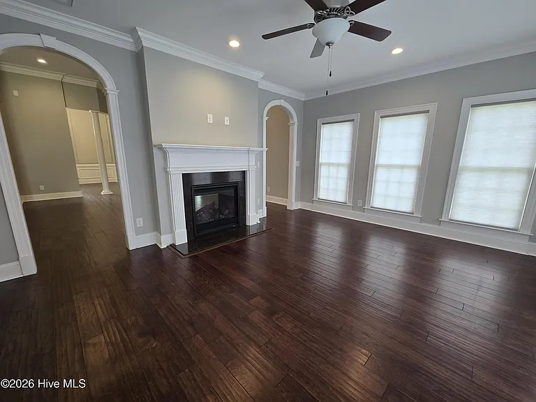225 Jack Pl — Photo 13