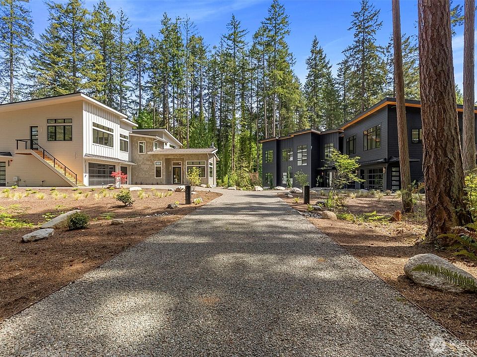1st image of 13982 13970 Manzanita Road NE