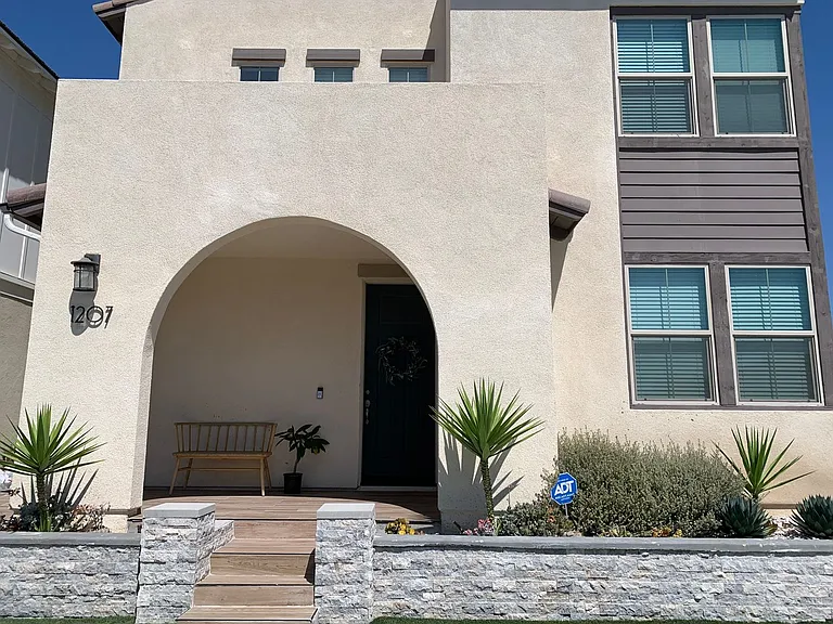 1207 Camino Levante — Photo 3