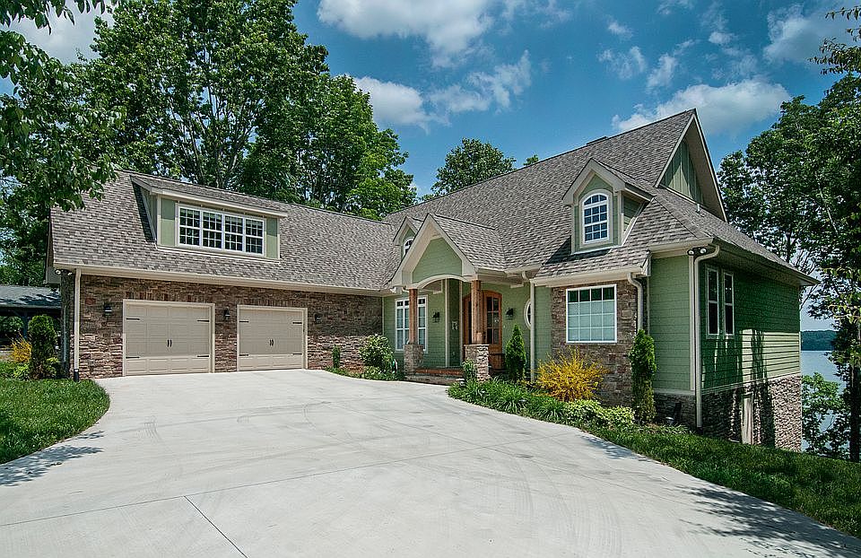 2nd image of 385 Bell Memorial Dr