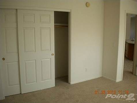 Bed 2 Closet