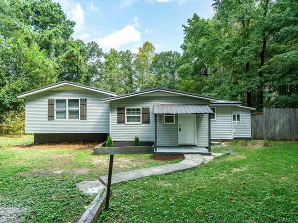 5985 Overlook Rd, Mount Olive, AL 35117