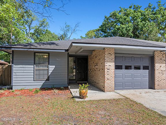 5th image of 7462 COLONY COVE Lane