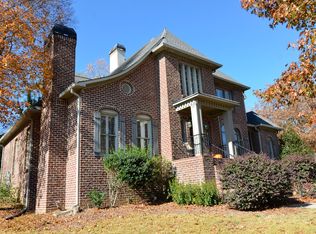 364 Palace Dr, Trussville, AL 35173