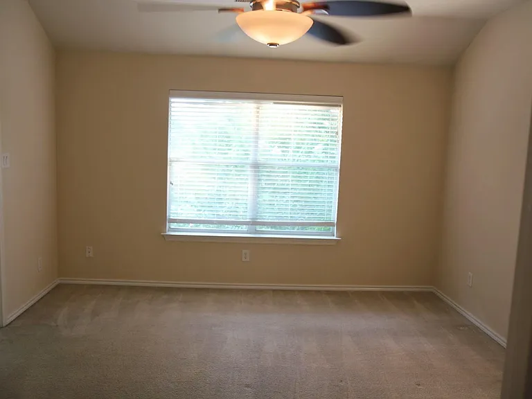 142 N Camellia Grove Cir — Photo 21