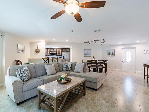 5th image of 2529 Croton Ave