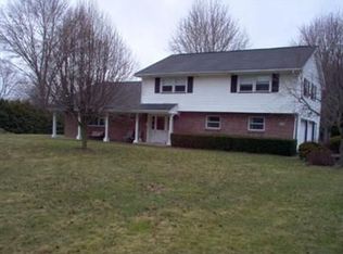 2606 S Canal St, Newton Falls, OH 44444
