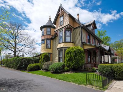 54 N Church St, Doylestown, PA, 18901