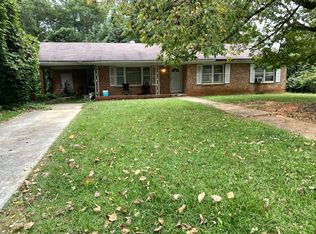 784 Duckett Ave, Whitmire, SC 29178