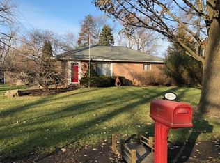 628 W Bob O Link Rd, Mount Prospect, IL 60056