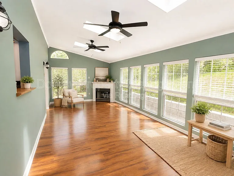 6114 Sasha Ln — Photo 6