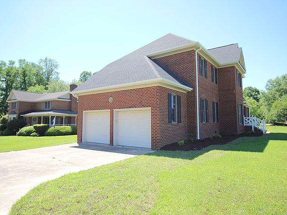 4th image of 3802 Tyler Dr