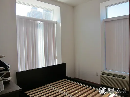 Rented by Kian Realty | media 23