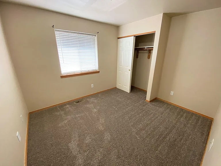 602 E Country Side Ave — Photo 21