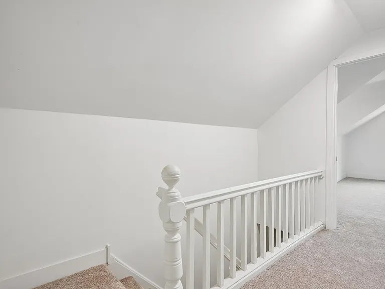 2289 Almira Ave — Photo 13
