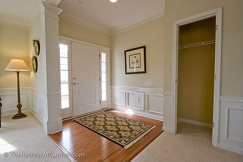 2nd image of 1033 Stoneleigh Ave