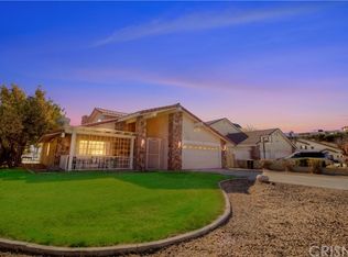 17991 Mariner Dr, Victorville, CA 92395