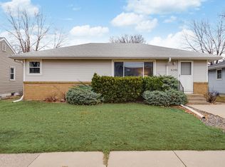 5245 4th St NE, Columbia Heights, MN 55421