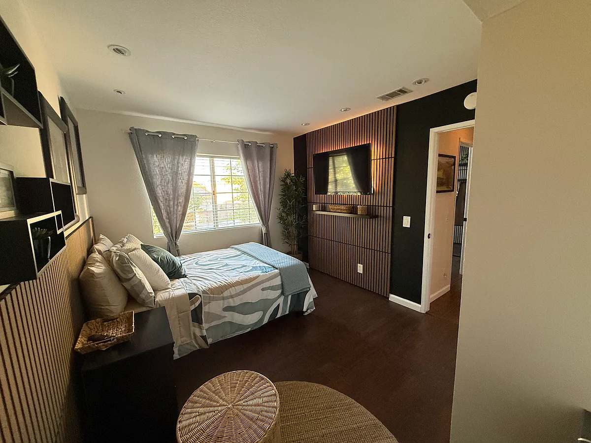 Building Photo - 3044 Caruso Ln