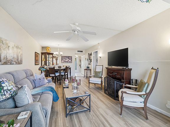 5th image of 3130 Holiday Springs Boulevard #103