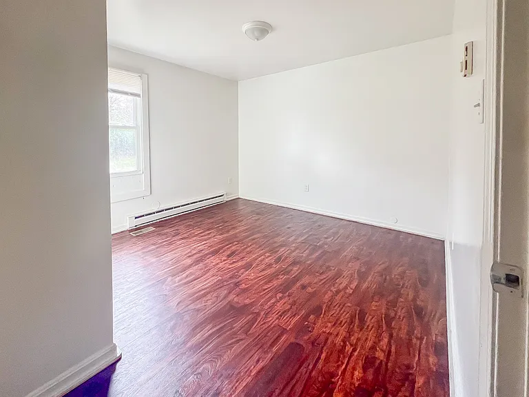 496 Lancaster Creek Dr — Photo 11