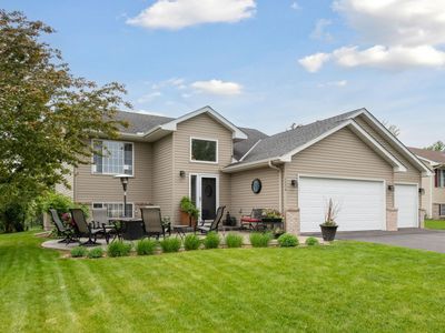 1576 Niagara St, Waconia, MN, 55387