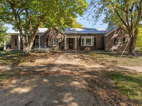 400 Patrick St, Eden, NC 27288