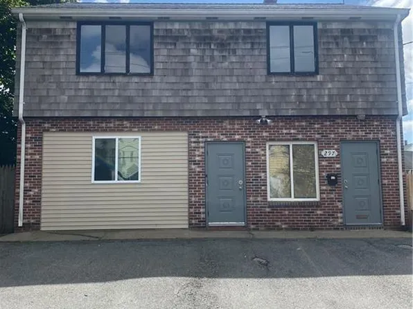 295 Division St, Pawtucket, RI 02860