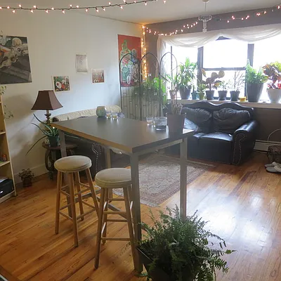 Rented by Nooklyn NYC LLC | media 22