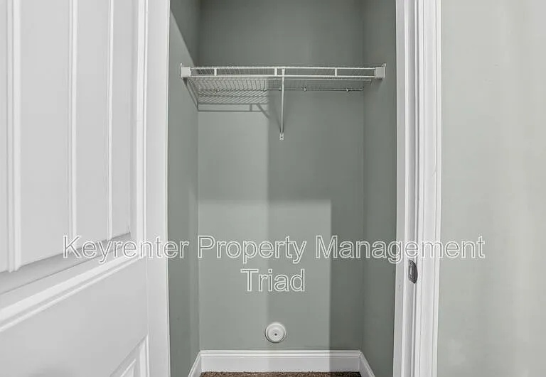 504 Eagles Way — Photo 21