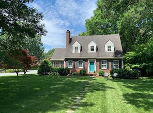 400 N Avalon Rd, Winston Salem, NC 27104