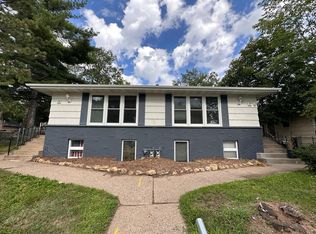 17 16th Ave N, Hopkins, MN 55343