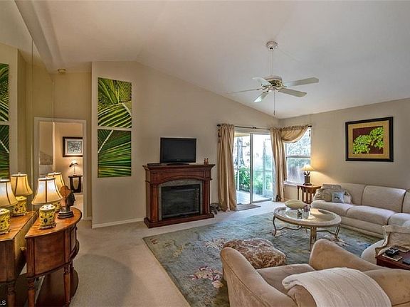 5th image of 362 Emerald Bay Cir Unit O8