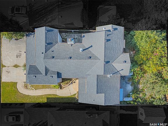 3rd image of 111 Christopher Road