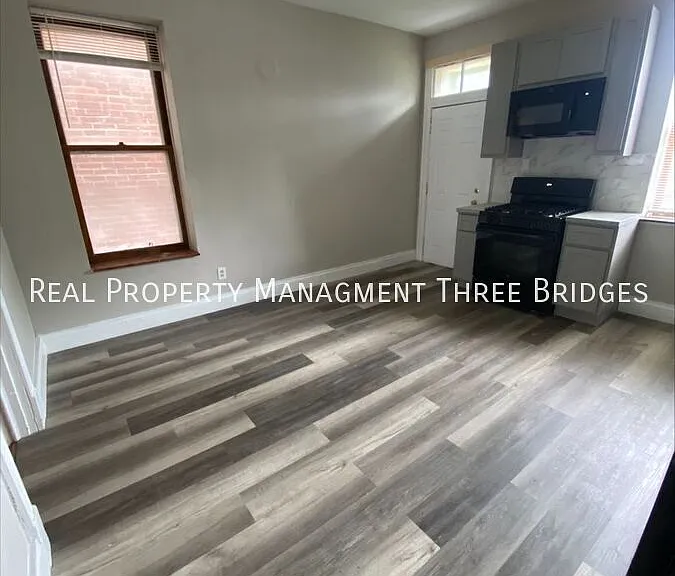 2622 Accomac St #1F — Photo 9