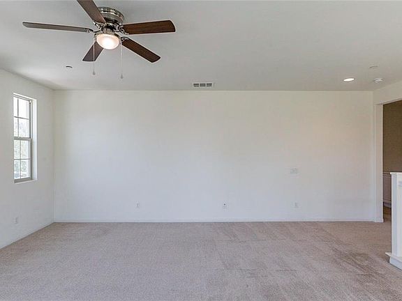 5th image of 3983 Peppertree Ln