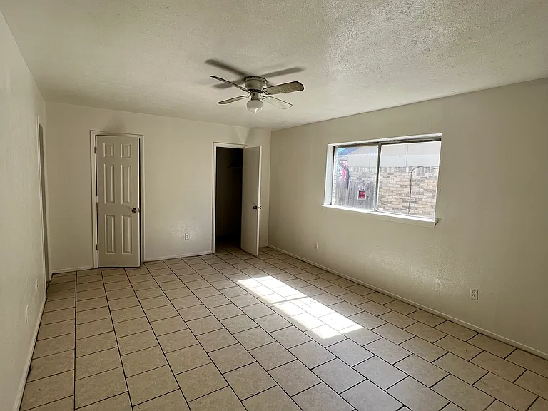 3105 Daytona Dr — Photo 5